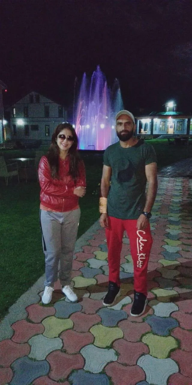 Memories from Sindh Resorts and Spa: an evening by the fountain